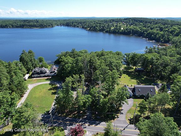 4th image of 131 Highland Lake Road