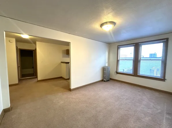 120 Main St N, Cambridge, MN