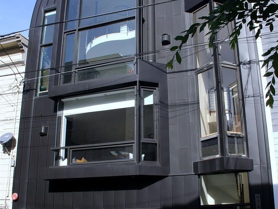1st image of 476 Linden St