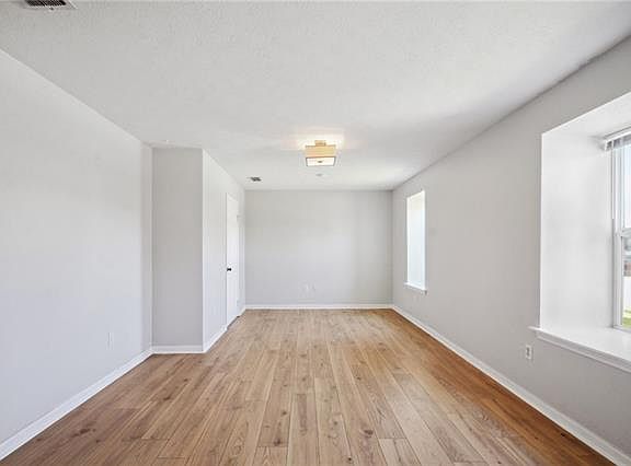3rd image of 2445 Taffy Dr #2445