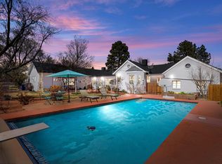 910 Parkland Cir SE, Albuquerque, NM 87108