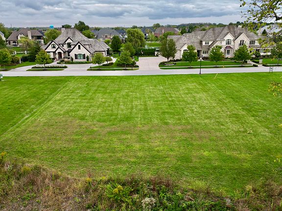 2nd image of 1432 Park West Cir