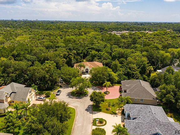 3rd image of 7 Archangel Cir