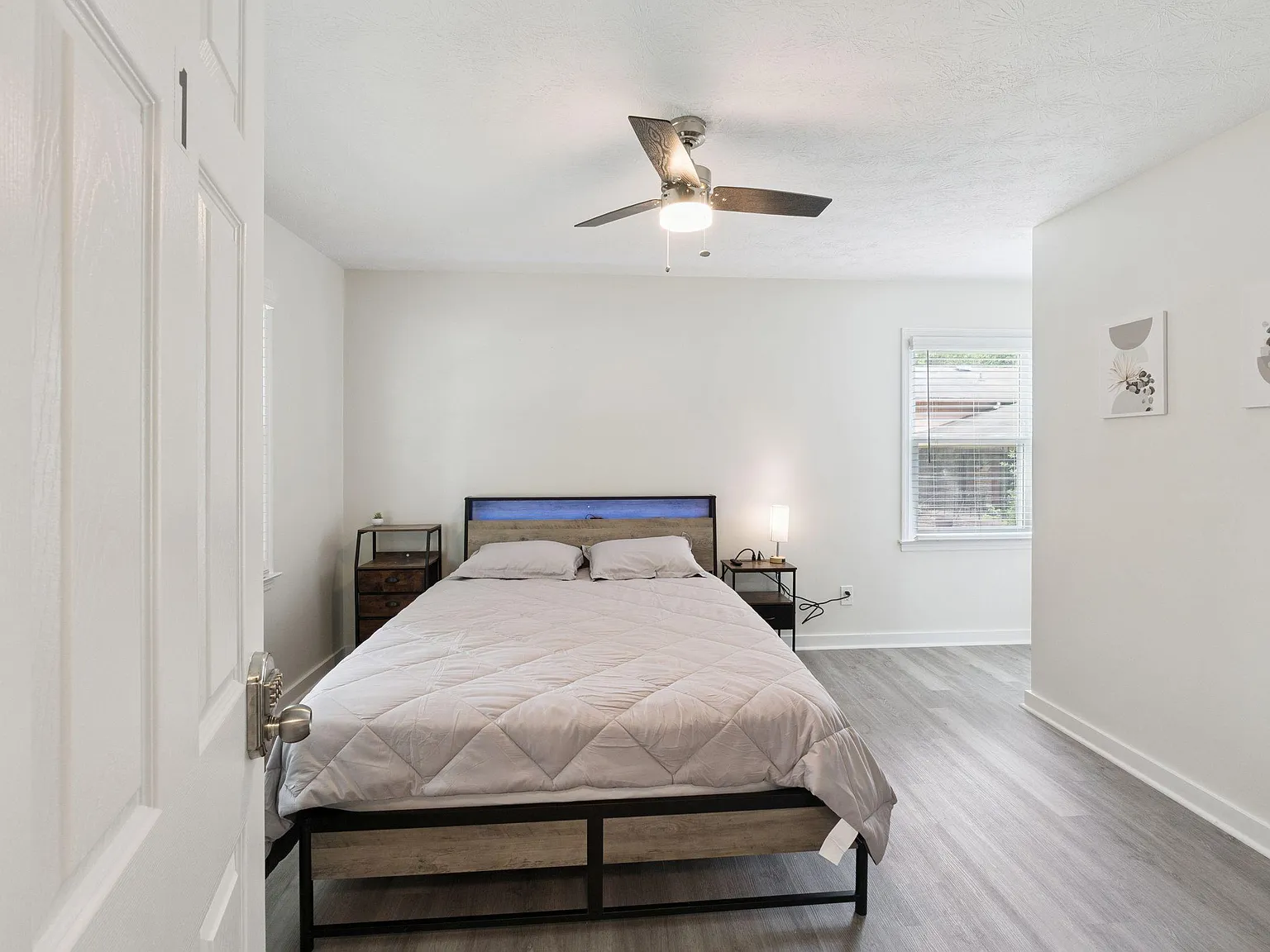4 bed, 7.0 bath, 2093 sqft, $1,087 — Photo 2