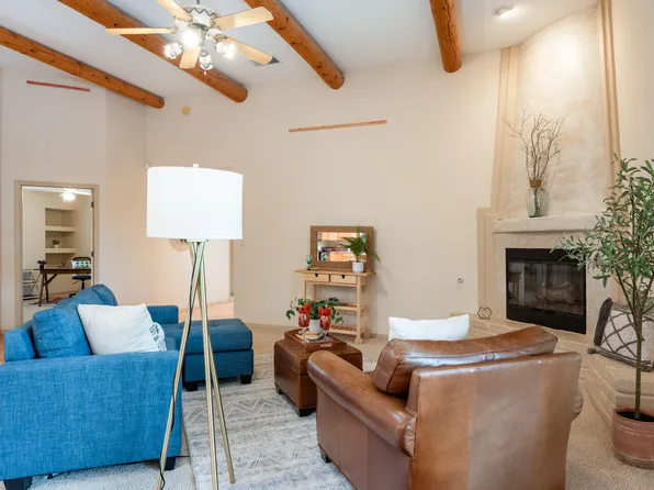 7411 Boxwood Ave NE, Albuquerque, NM 87113