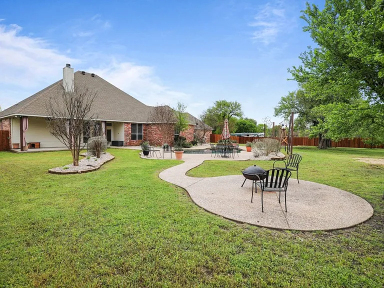 218 Deer Creek Dr — Photo 28