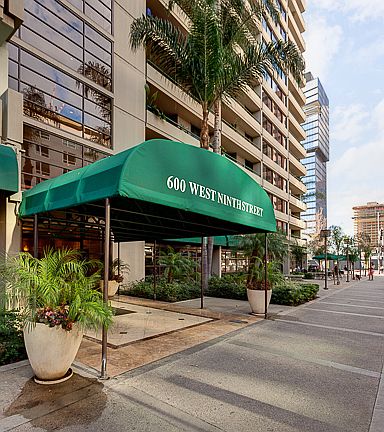 3rd image of 600 W 9th St APT 1205