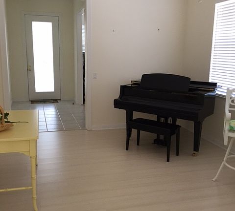 5th image of 250 Sweet Bay Cir
