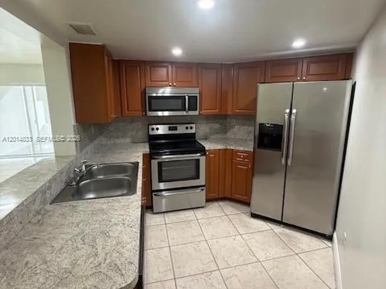 9735 Fontainebleau Blvd #113 — Photo 2