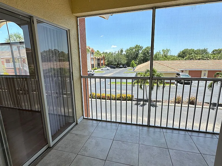 6361 Aragon Way #MAIN — Photo 46