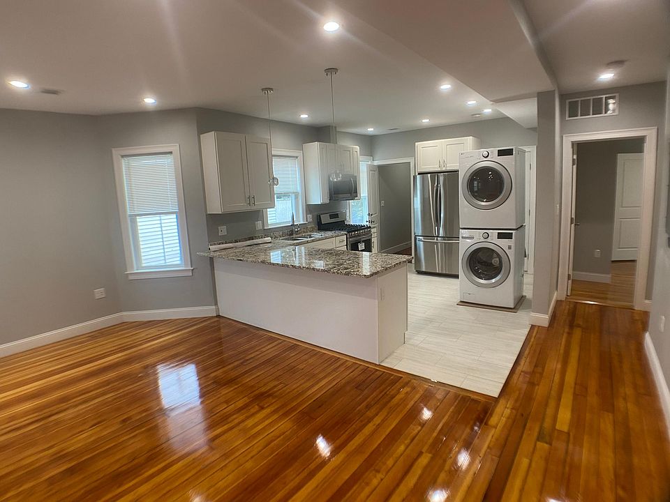 1st image of 27 Juliette St