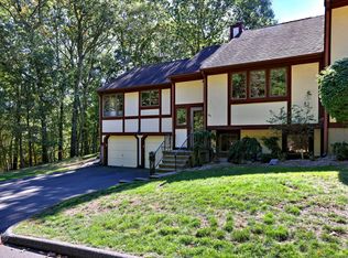 690 Forest Rd #511, West Haven, CT 06516