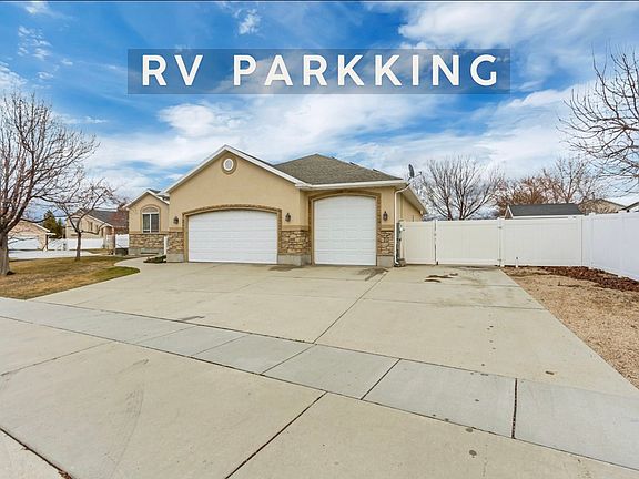 2nd image of 3218 S Hunter Farm Way