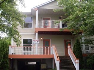 218 NE Sacramento St APT A, Portland, OR