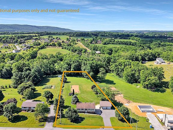 2nd image of 722 Canal Rd