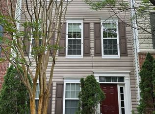 5037 Greenhouse Ter, Centreville, VA