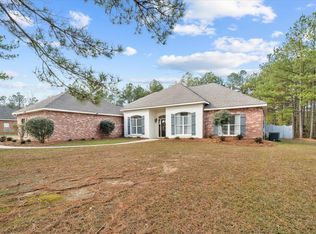 107 Cottoncreek Dr, Hattiesburg, MS 39402