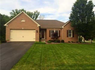 3326 Long Branch Dr, New Castle, PA