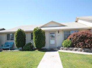 4851 Peony St, West Richland, WA