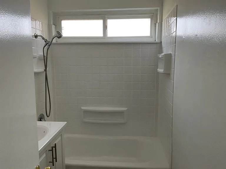 1774 W Juno Ave — Photo 4