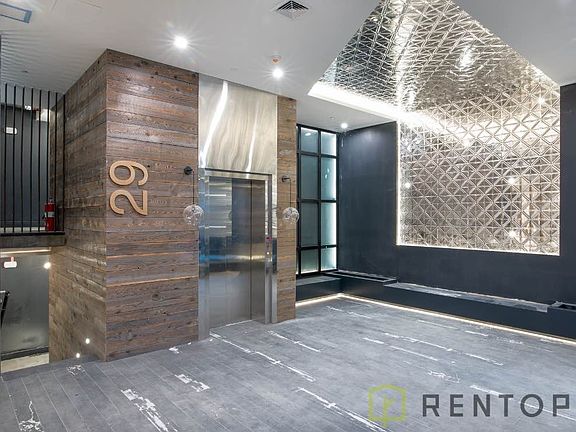 4th image of 340 Evergreen Ave #339