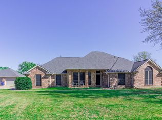 1164 Oak Bend Dr, Kaufman, TX 75142