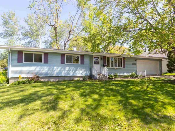 1002 E Jefferson St, Washington, IA 52353