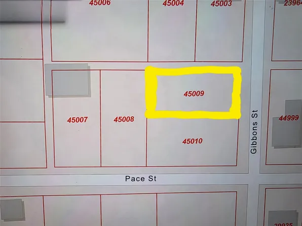 1410 Gibbons St, Greenville, TX 75401