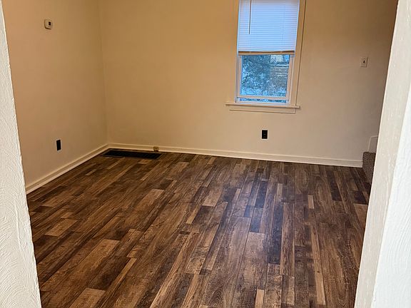 4th image of 123 Luther Ave
