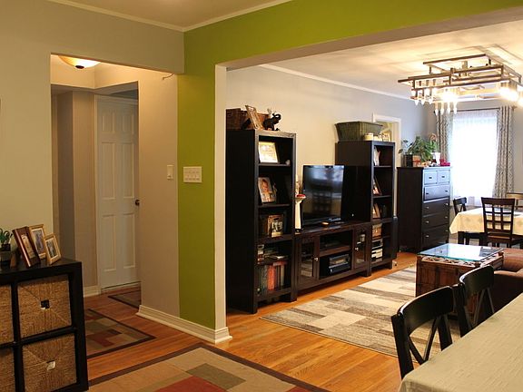 4th image of 83-75 118th St #6F