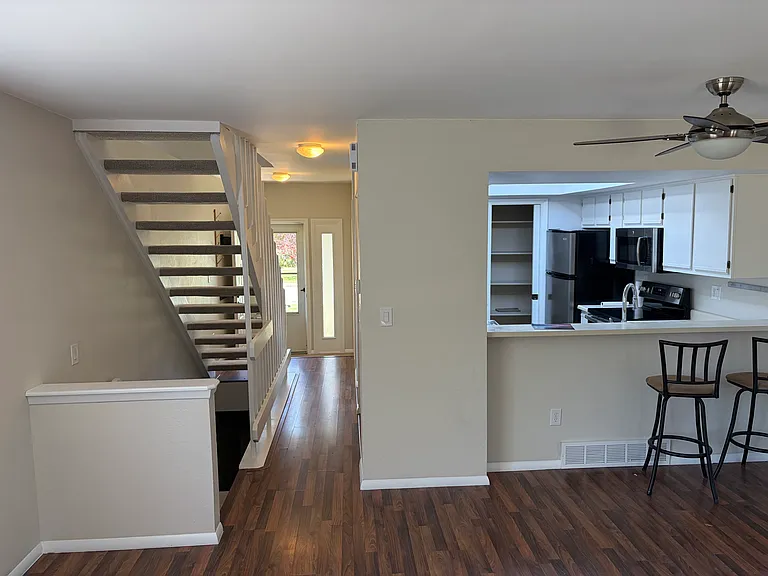 8179 Dry Creek Cir — Photo 5