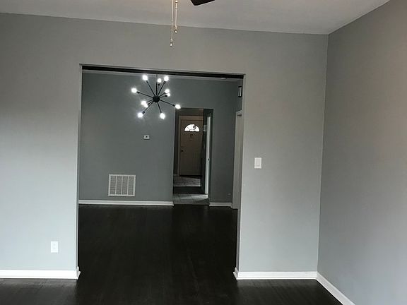 3rd image of 4732 W Jackson Blvd