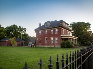 719 Perry St, Helena, AR 72342