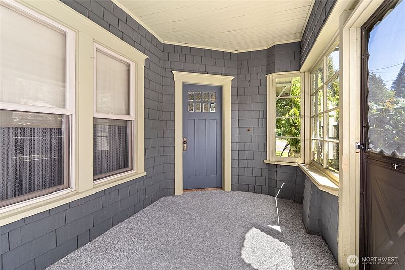 2nd image of 1824 Gerber Street
