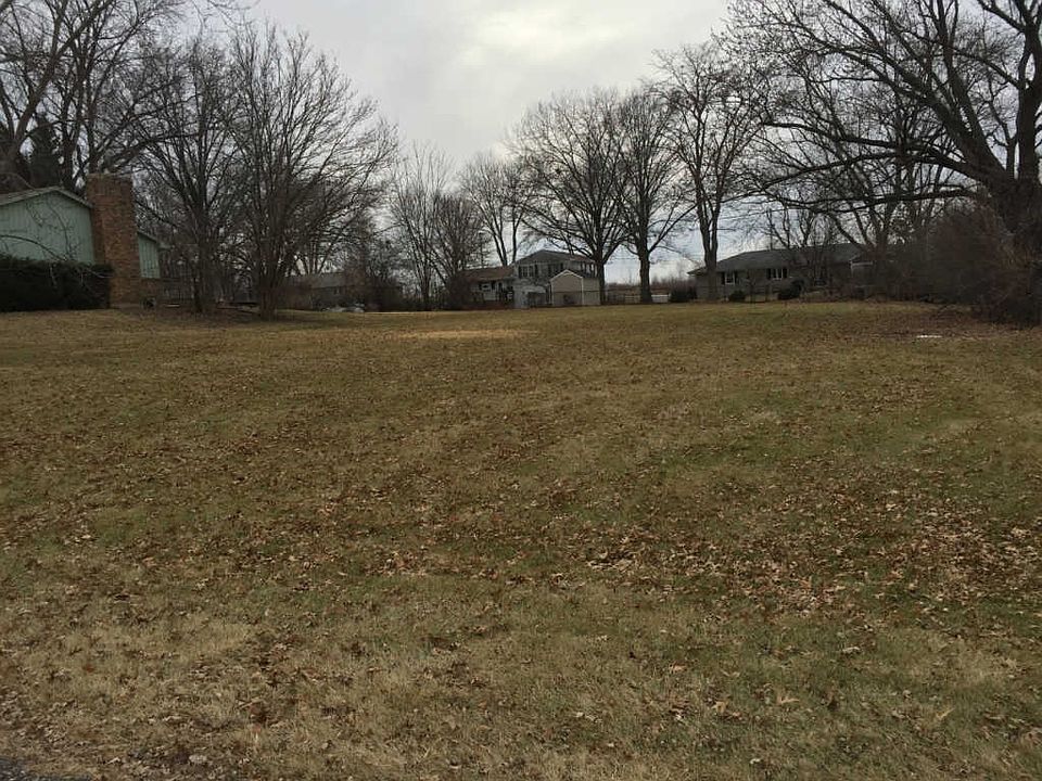2nd image of Midfield Dr Lot 19