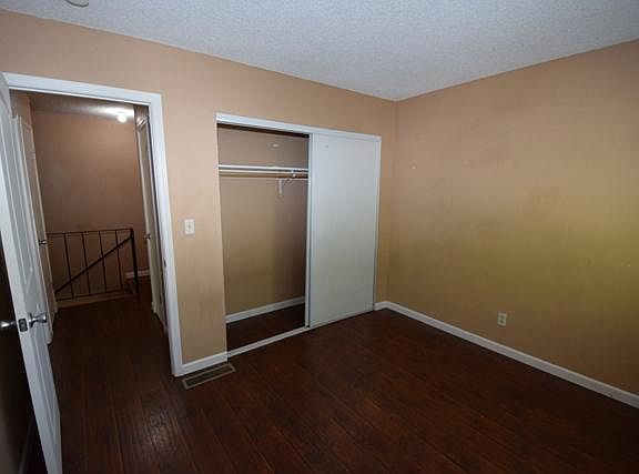 2nd image of 5555 Keoncrest Cir APT 3
