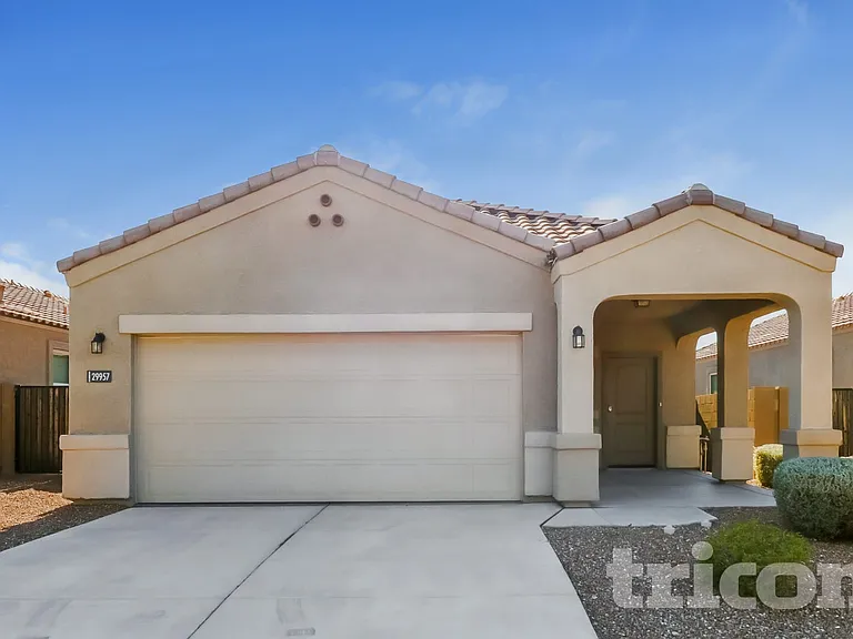 29957 W Mitchell Ave — Photo 1