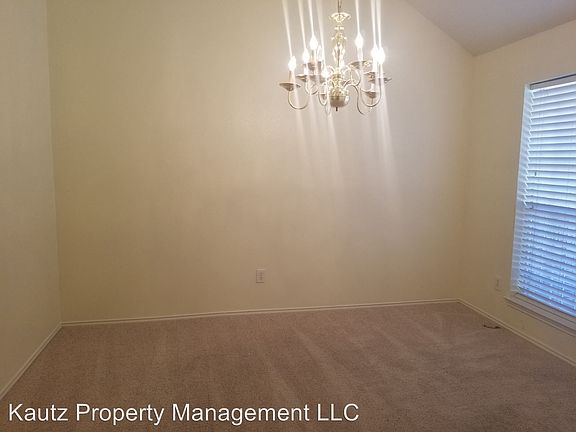 3rd image of 2334 Brisbane Dr