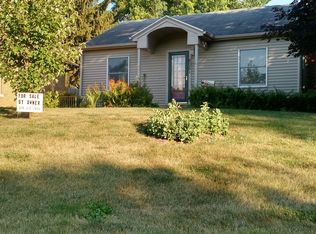 605 Memorial Dr, Macomb, IL 61455