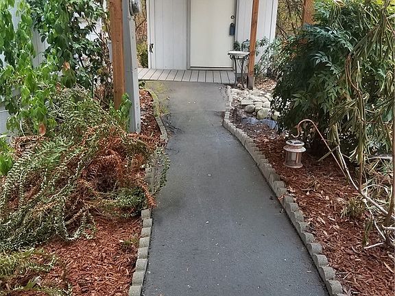 5th image of 18425 NE 95th St Unit 12