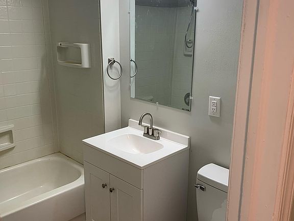 Full bathroom