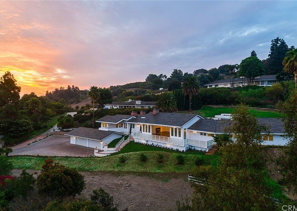 1st image of 2864 Palos Verdes Dr N