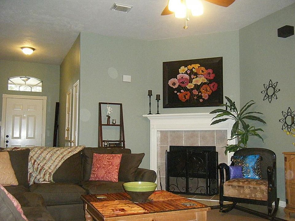 2nd image of 21215 Woodland Green Dr