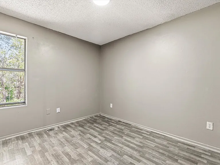 1803-1835 Cedar Heights Dr — Photo 52