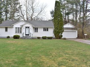 15 N Buys Rd, Muskegon, MI 49445