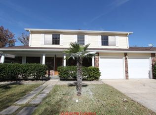 2028 Titan St, Harvey, LA 70058