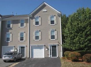 7 Buttercup Ln, South Grafton, MA 01560