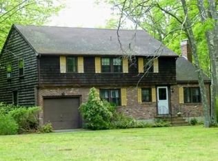 4 Coach Rd, Walpole, MA 02081