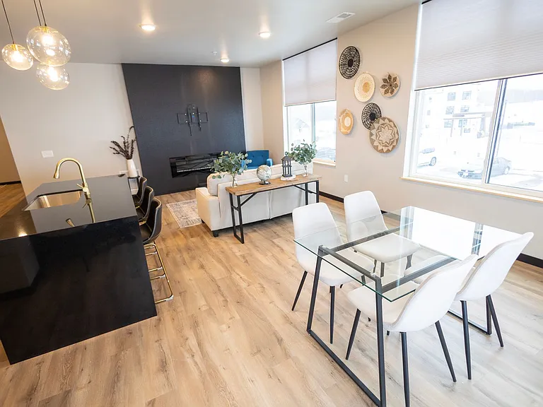 Galloway Flats | Luxury Living with all the amenities! $500 Deposit! — Photo 26