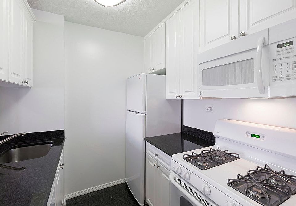1st image of 155 E 29th St APT 2B